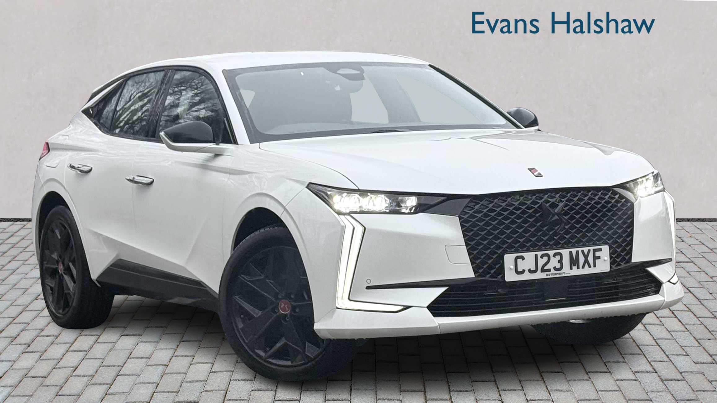 Main listing image - DS DS 4