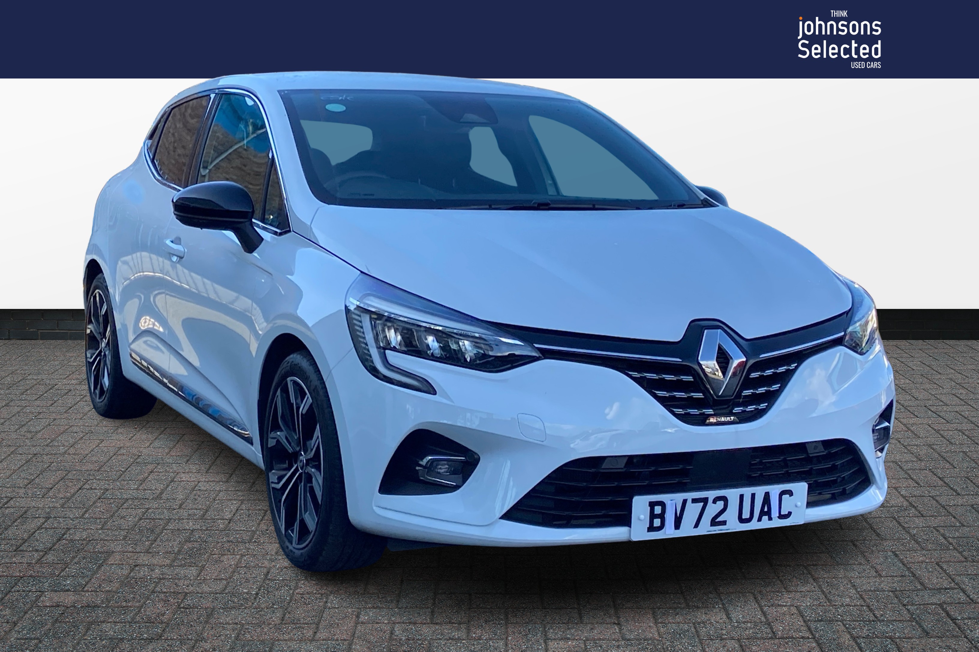 Main listing image - Renault Clio