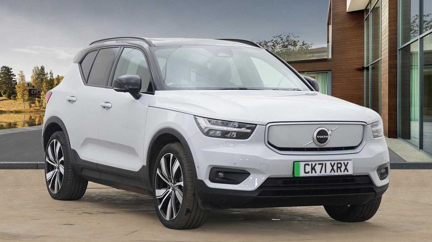 Main listing image - Volvo XC40 Recharge