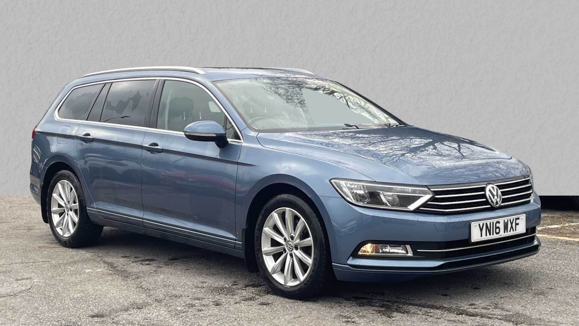 Main listing image - Volkswagen Passat Estate