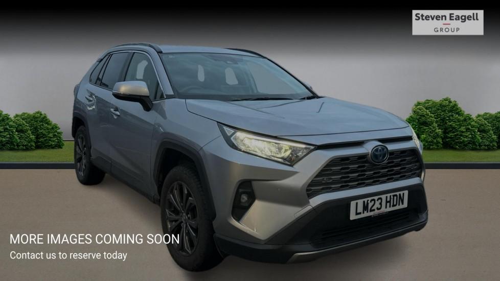 Main listing image - Toyota RAV4