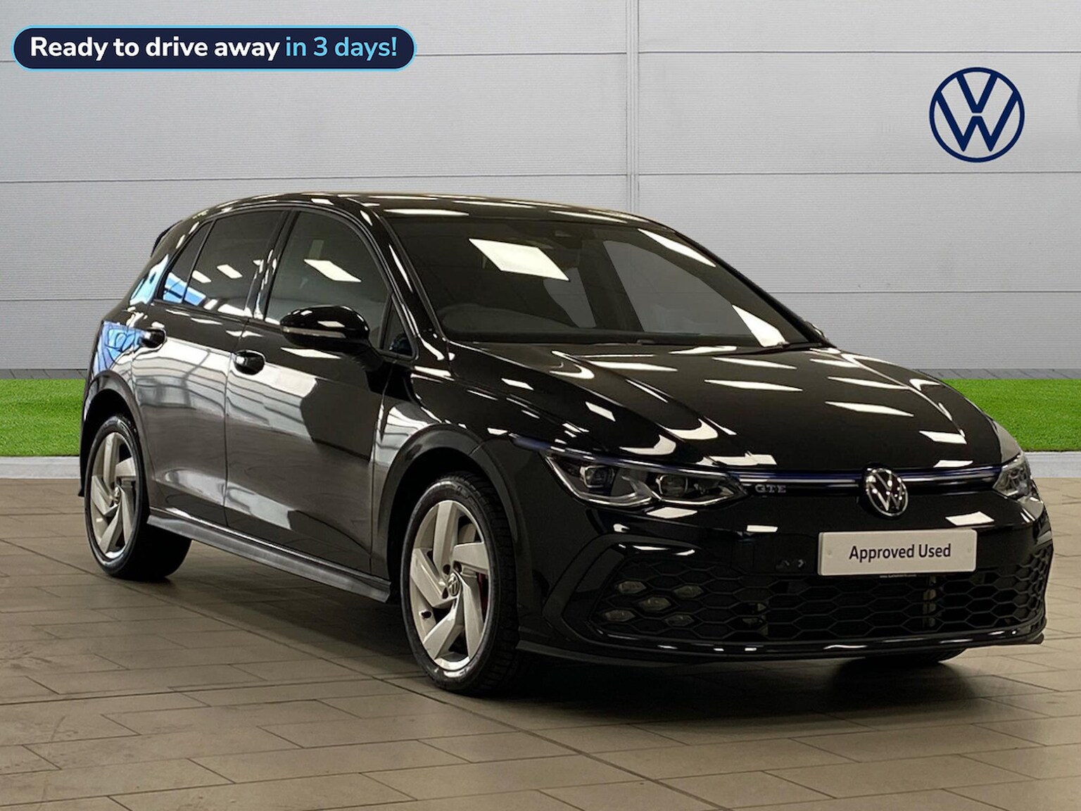 Main listing image - Volkswagen Golf GTE