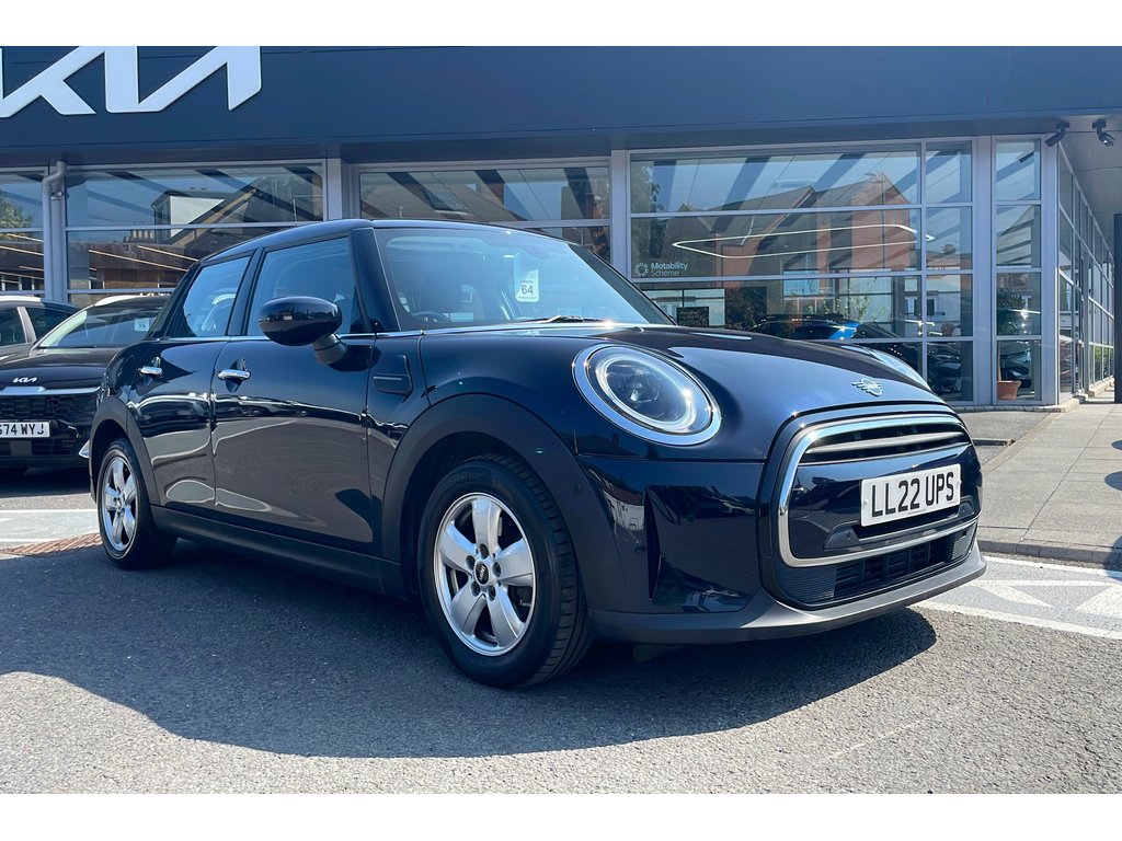 Main listing image - MINI Hatchback 5dr