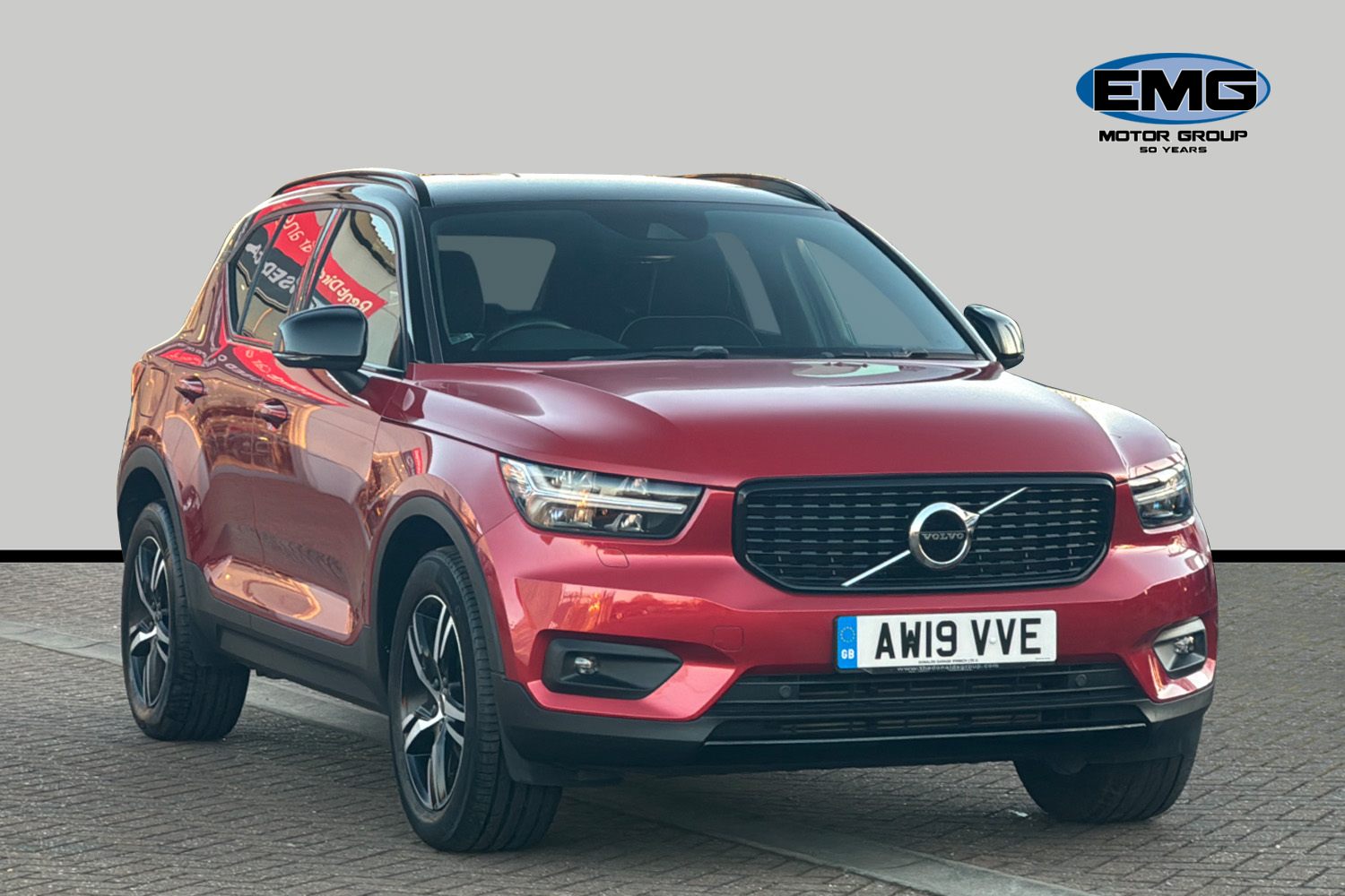 Main listing image - Volvo XC40