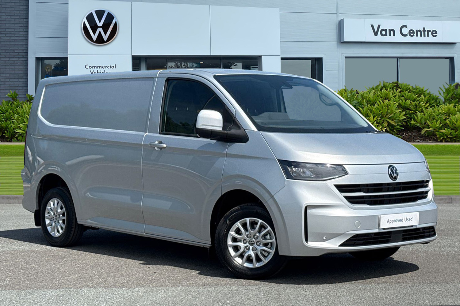 Main listing image - Volkswagen Transporter