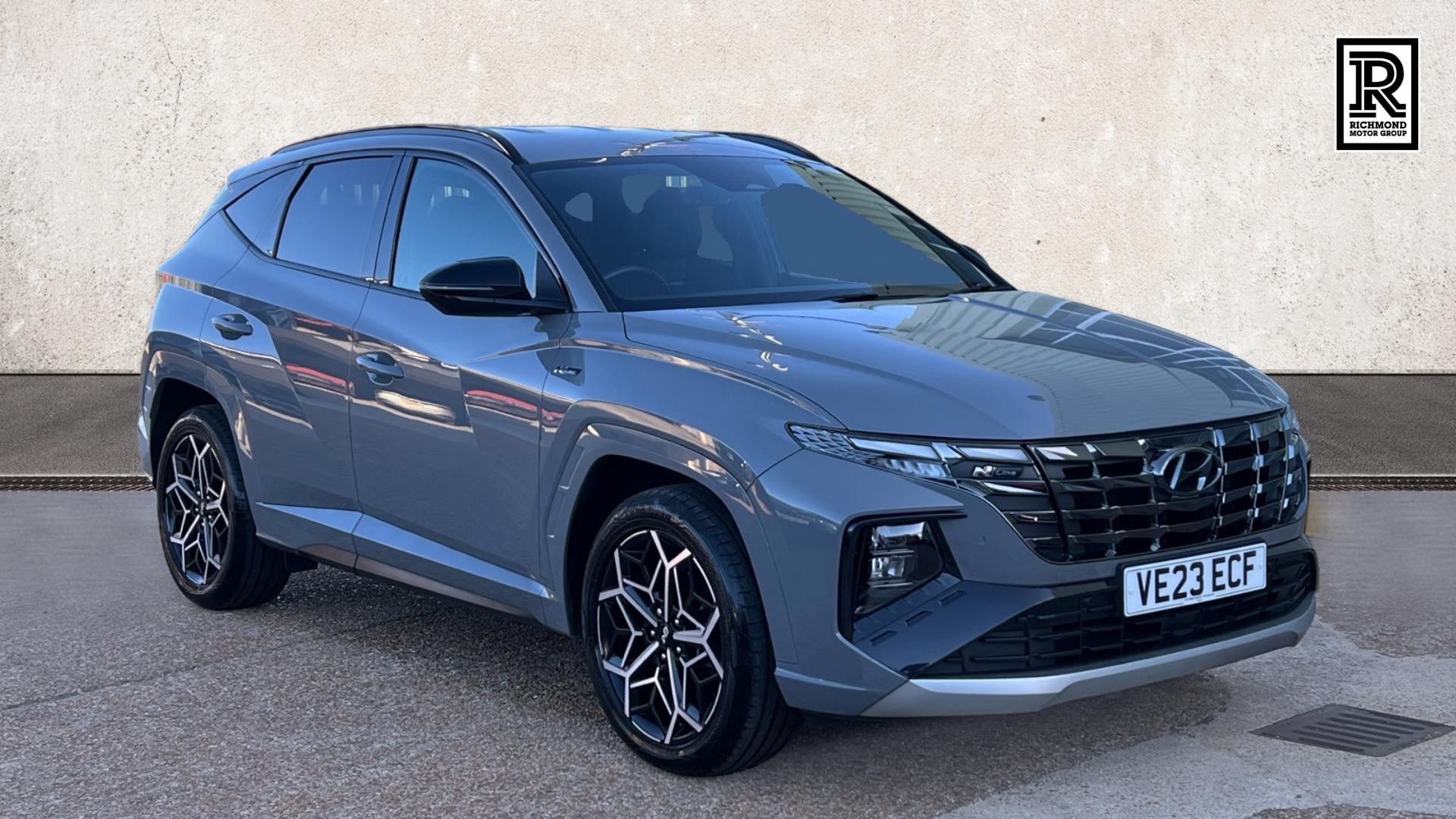 Main listing image - Hyundai Tucson