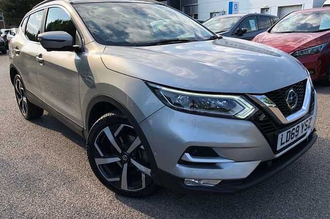 Main listing image - Nissan Qashqai