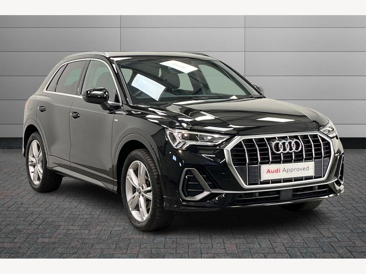 Main listing image - Audi Q3