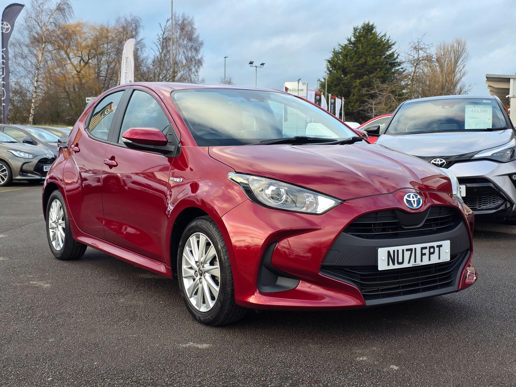 Main listing image - Toyota Yaris