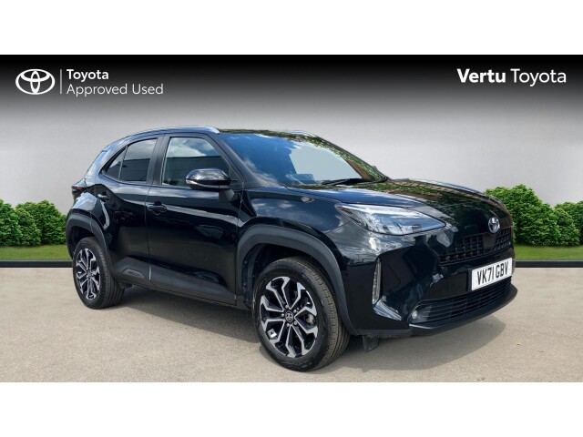 Main listing image - Toyota Yaris Cross