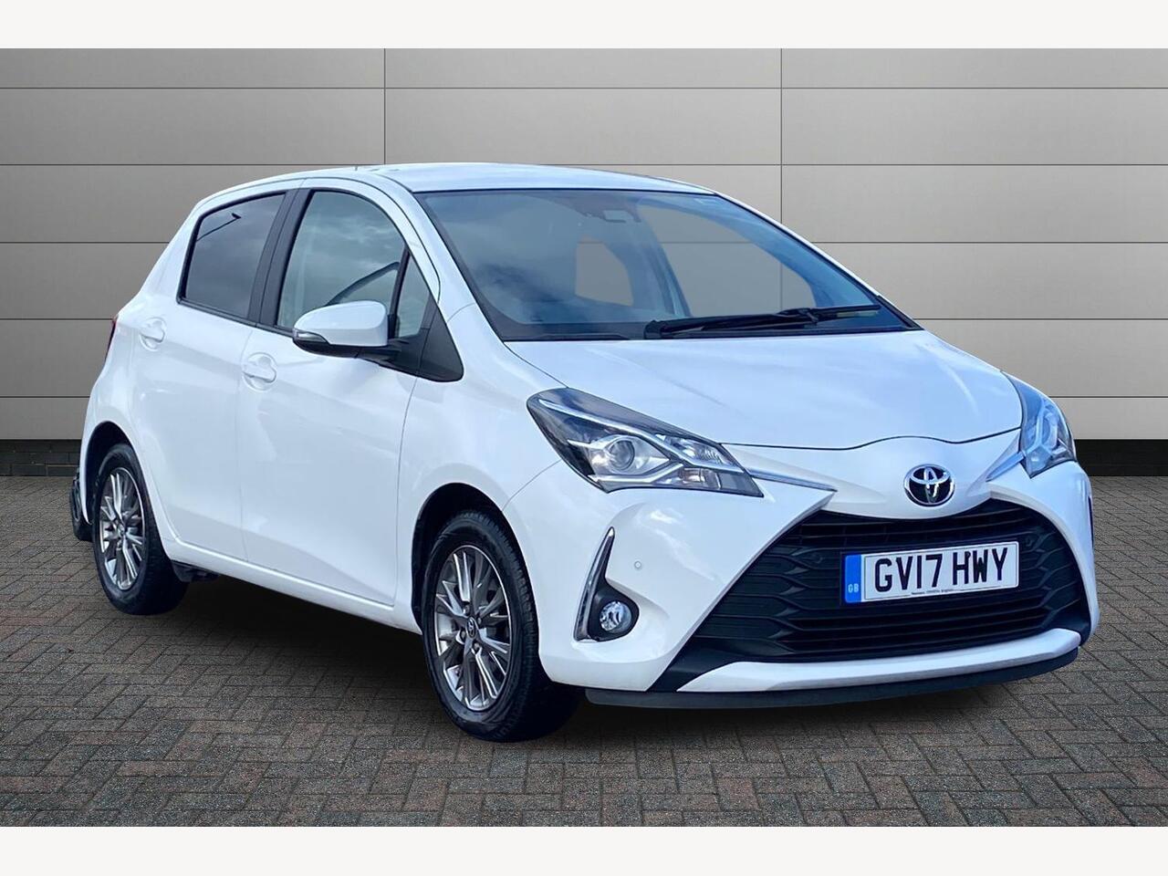 Main listing image - Toyota Yaris
