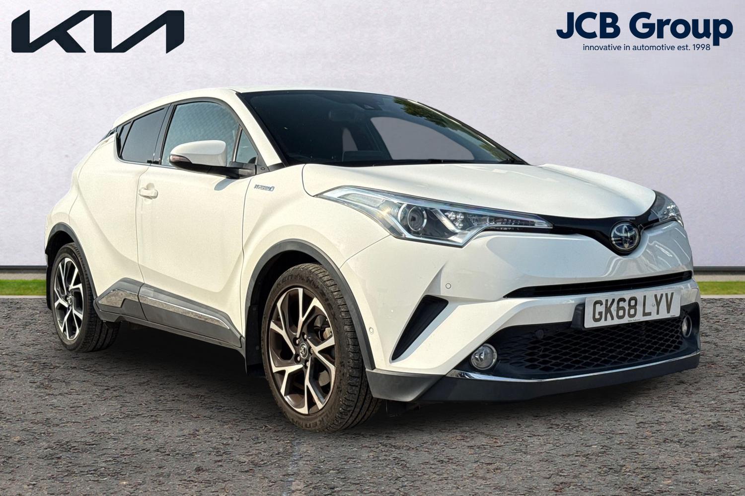 Main listing image - Toyota C-HR