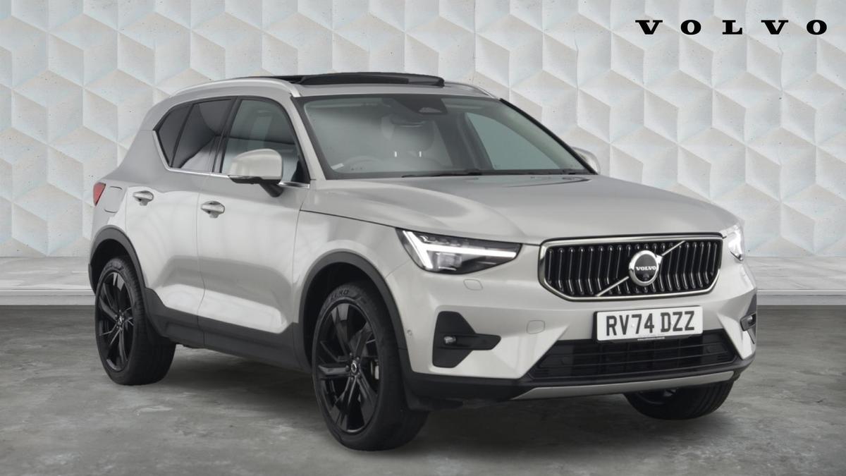 Main listing image - Volvo XC40