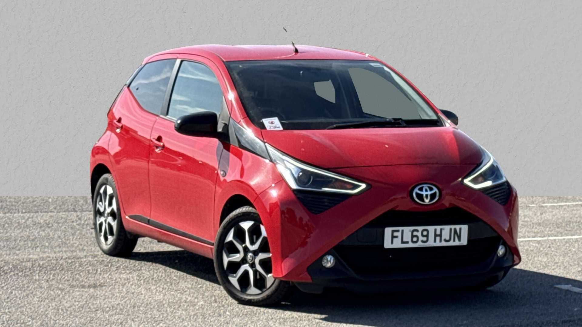 Main listing image - Toyota Aygo