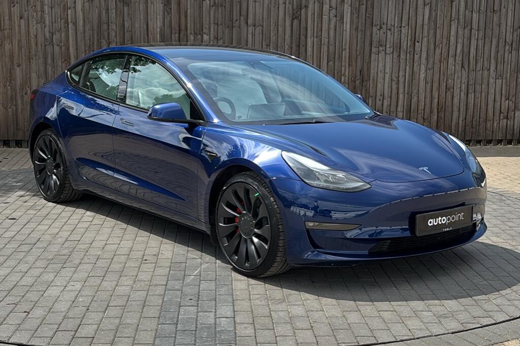 Main listing image - Tesla Model 3