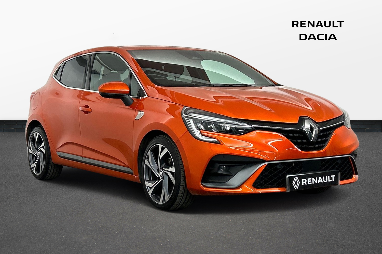 Main listing image - Renault Clio