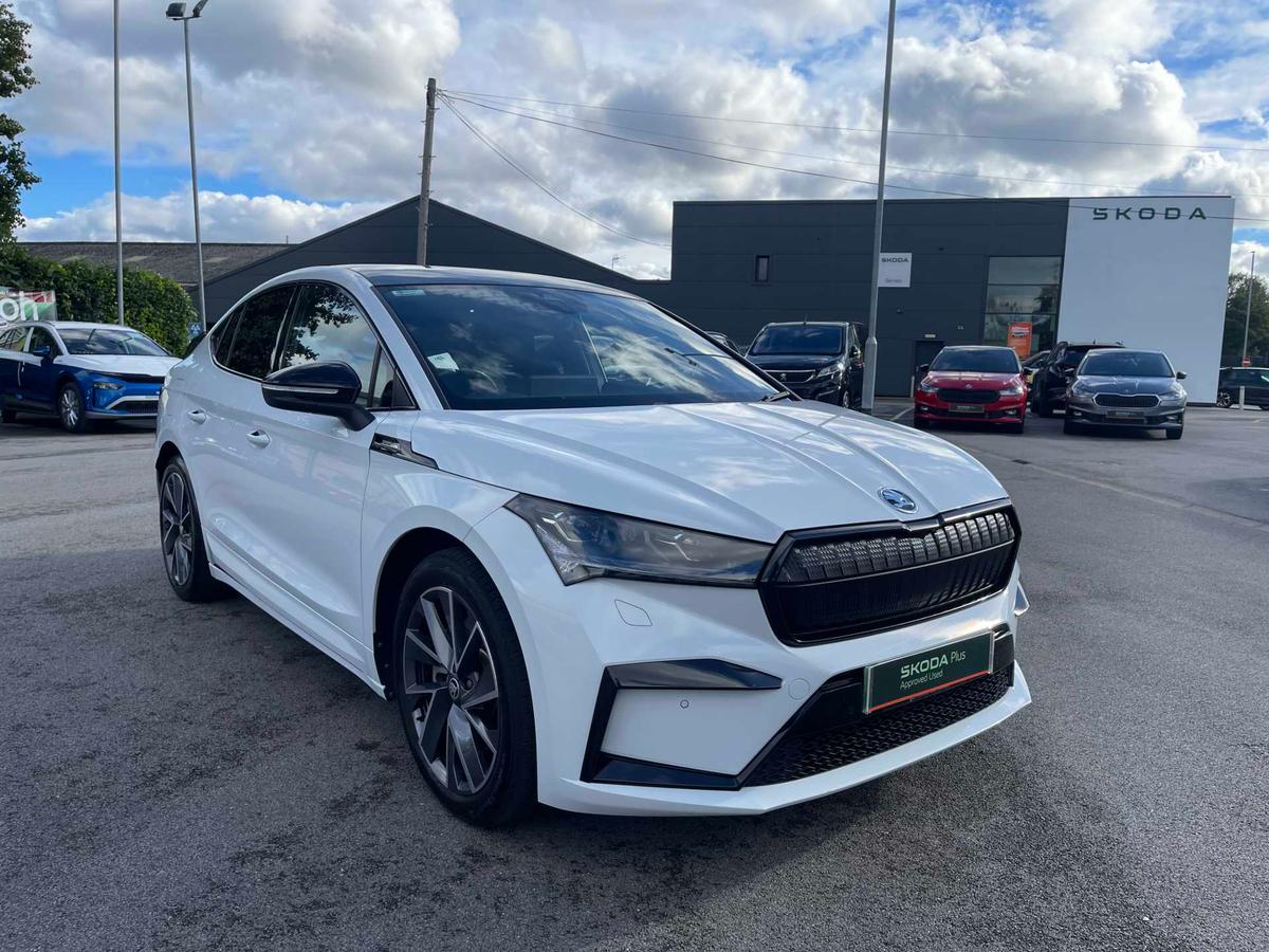 Main listing image - Skoda Enyaq