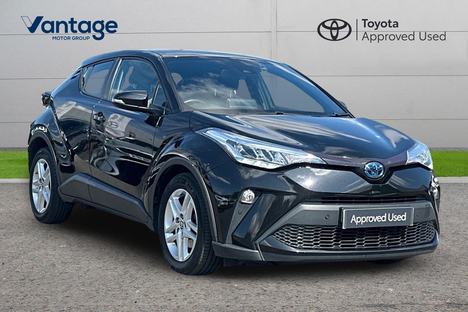 Main listing image - Toyota C-HR