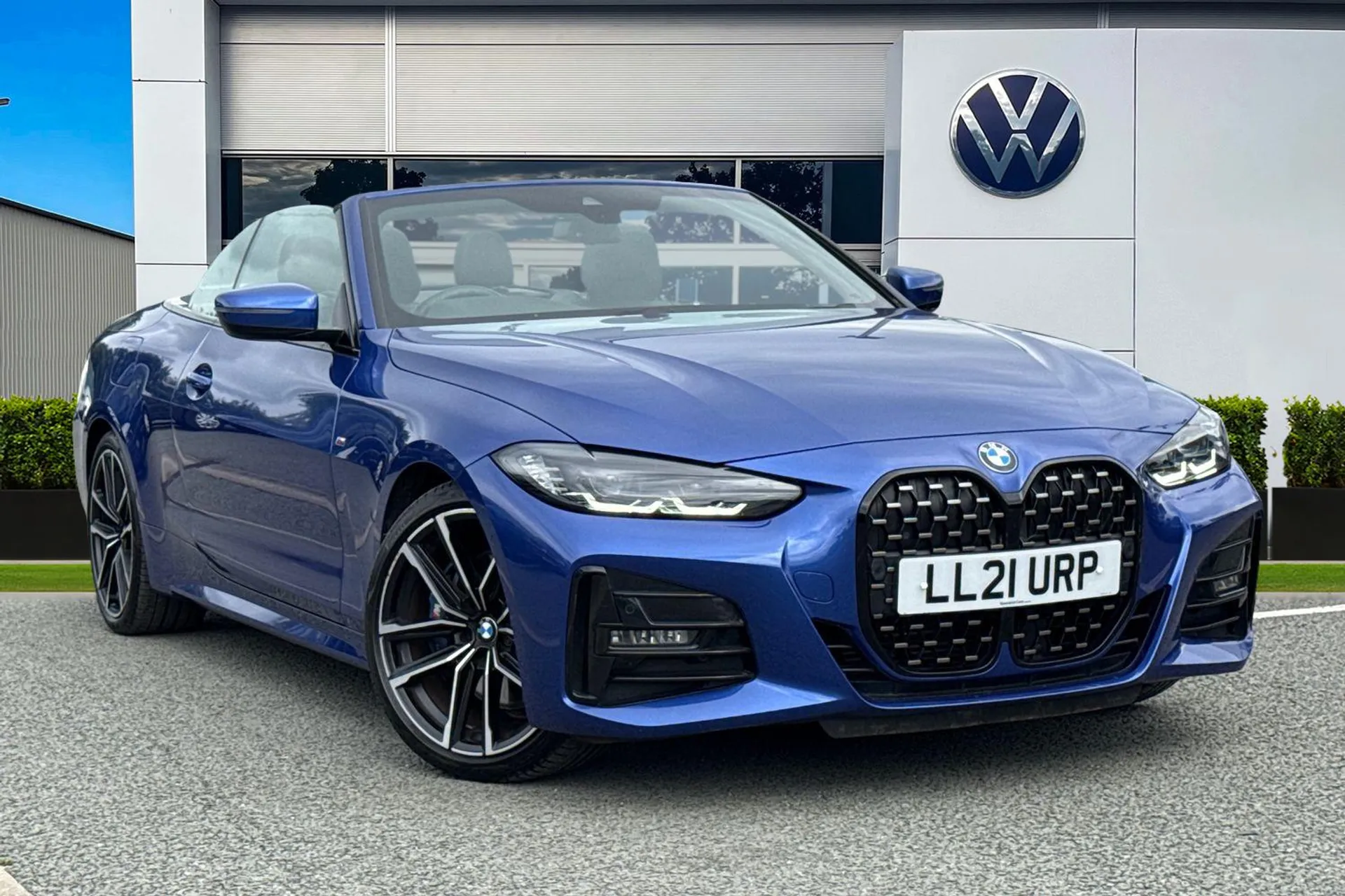 Main listing image - BMW 4 Series Convertible