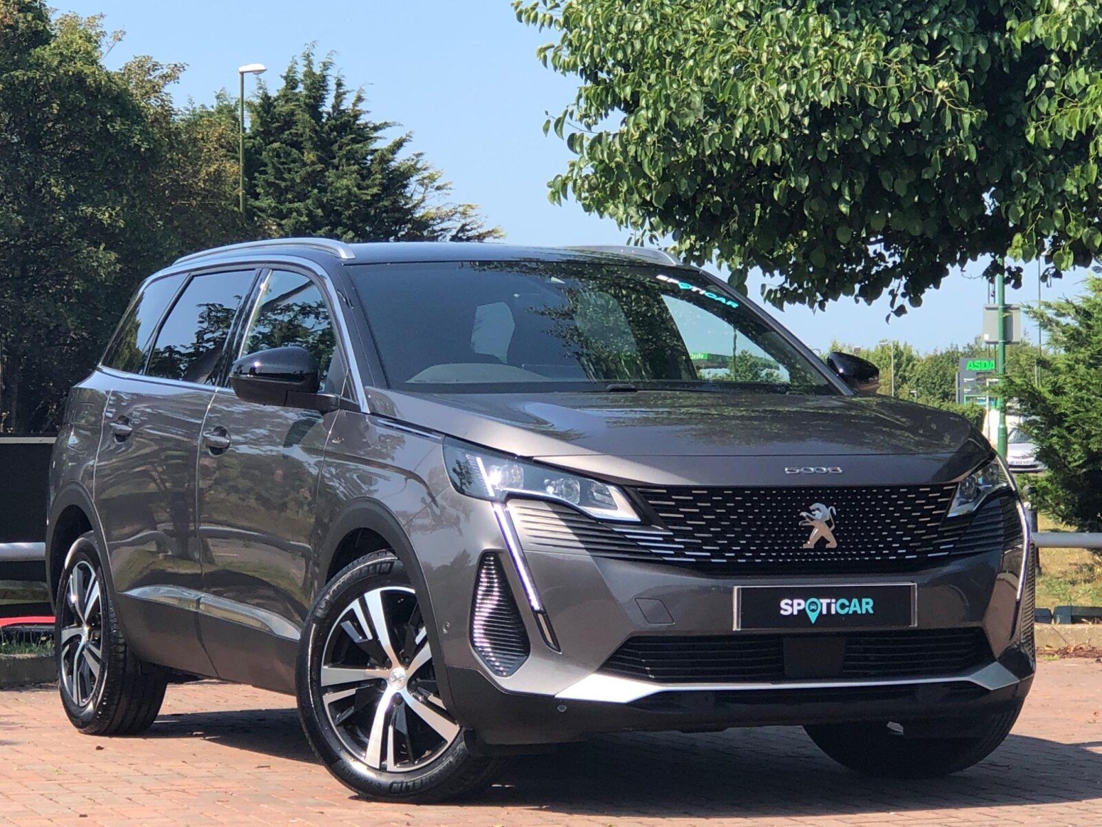 Main listing image - Peugeot 5008