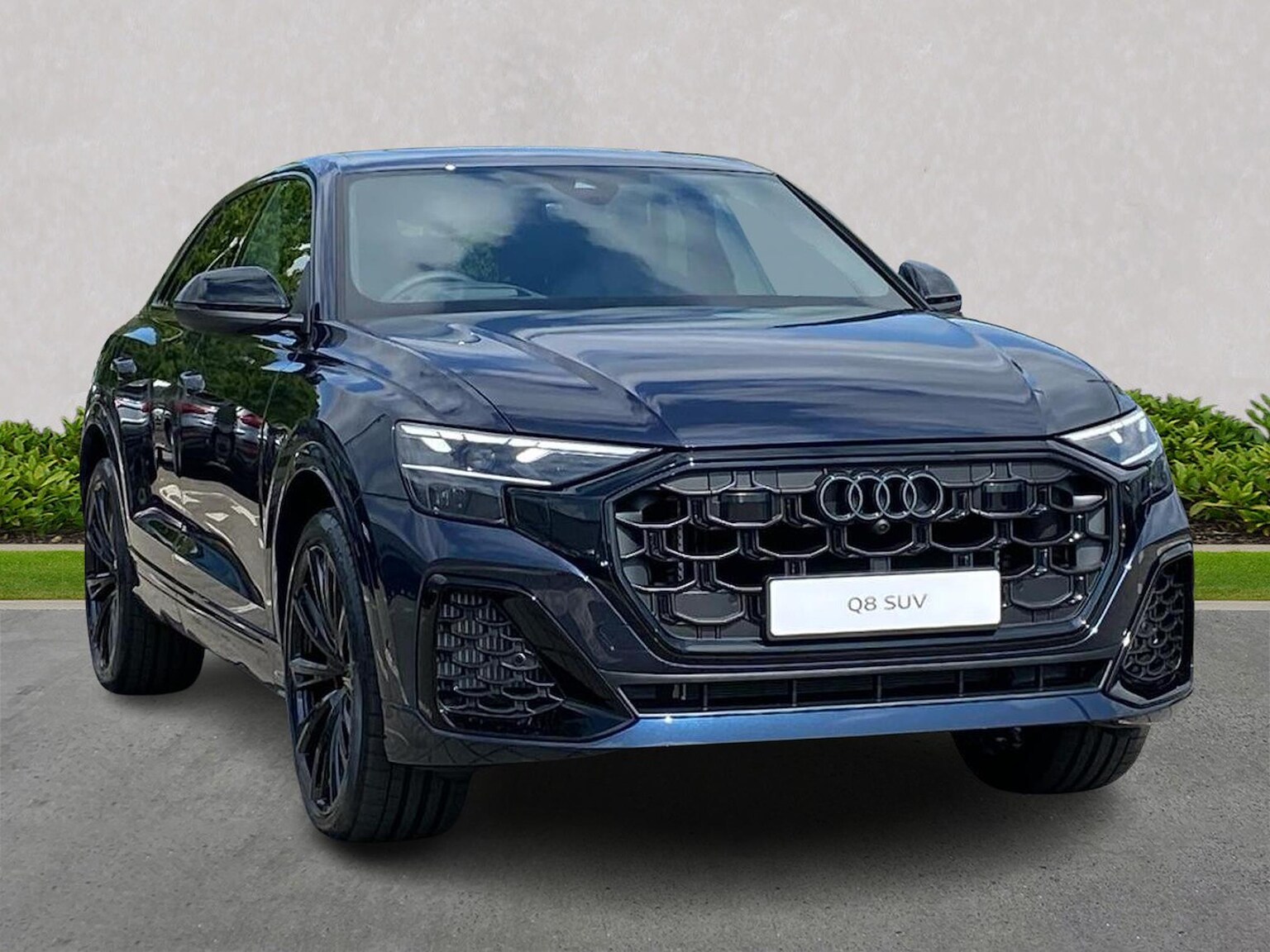 Main listing image - Audi SQ8
