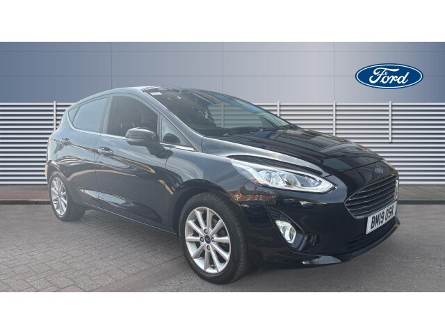 Main listing image - Ford Fiesta