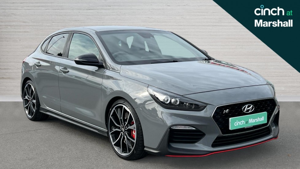 Main listing image - Hyundai i30 Fastback