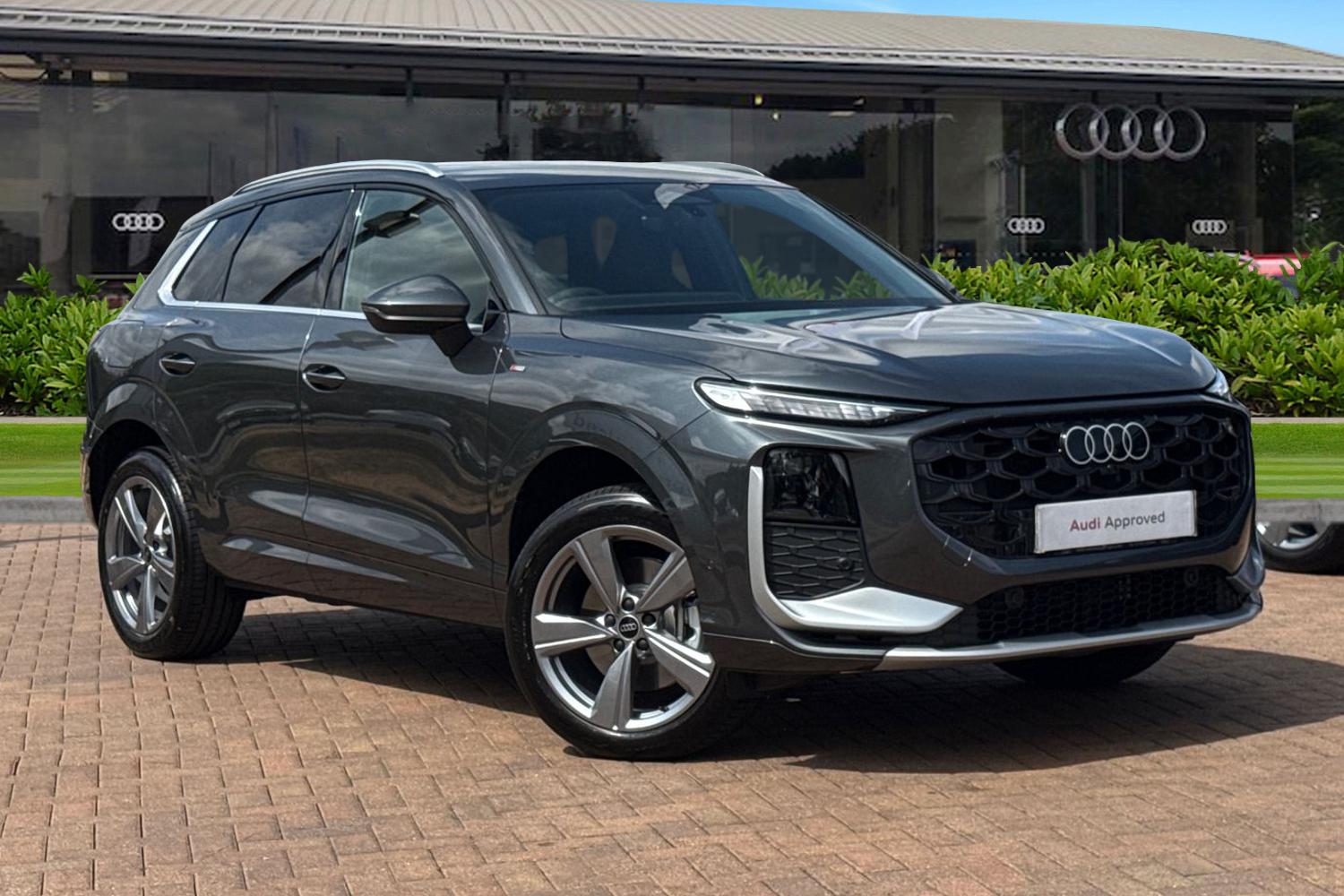 Main listing image - Audi Q3