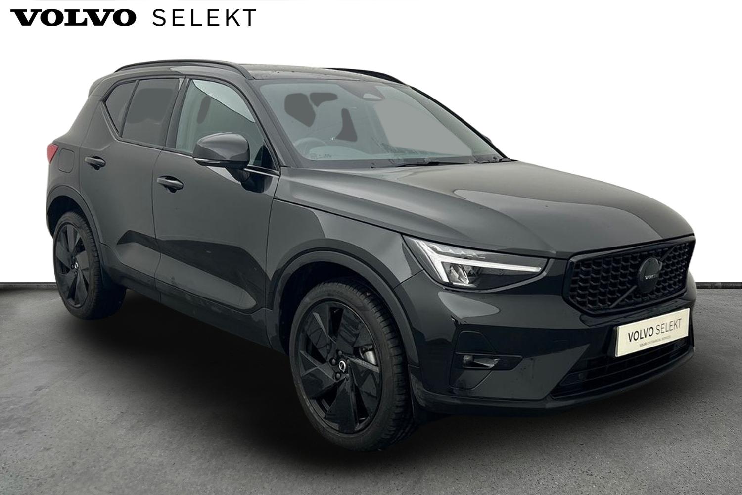 Main listing image - Volvo XC40