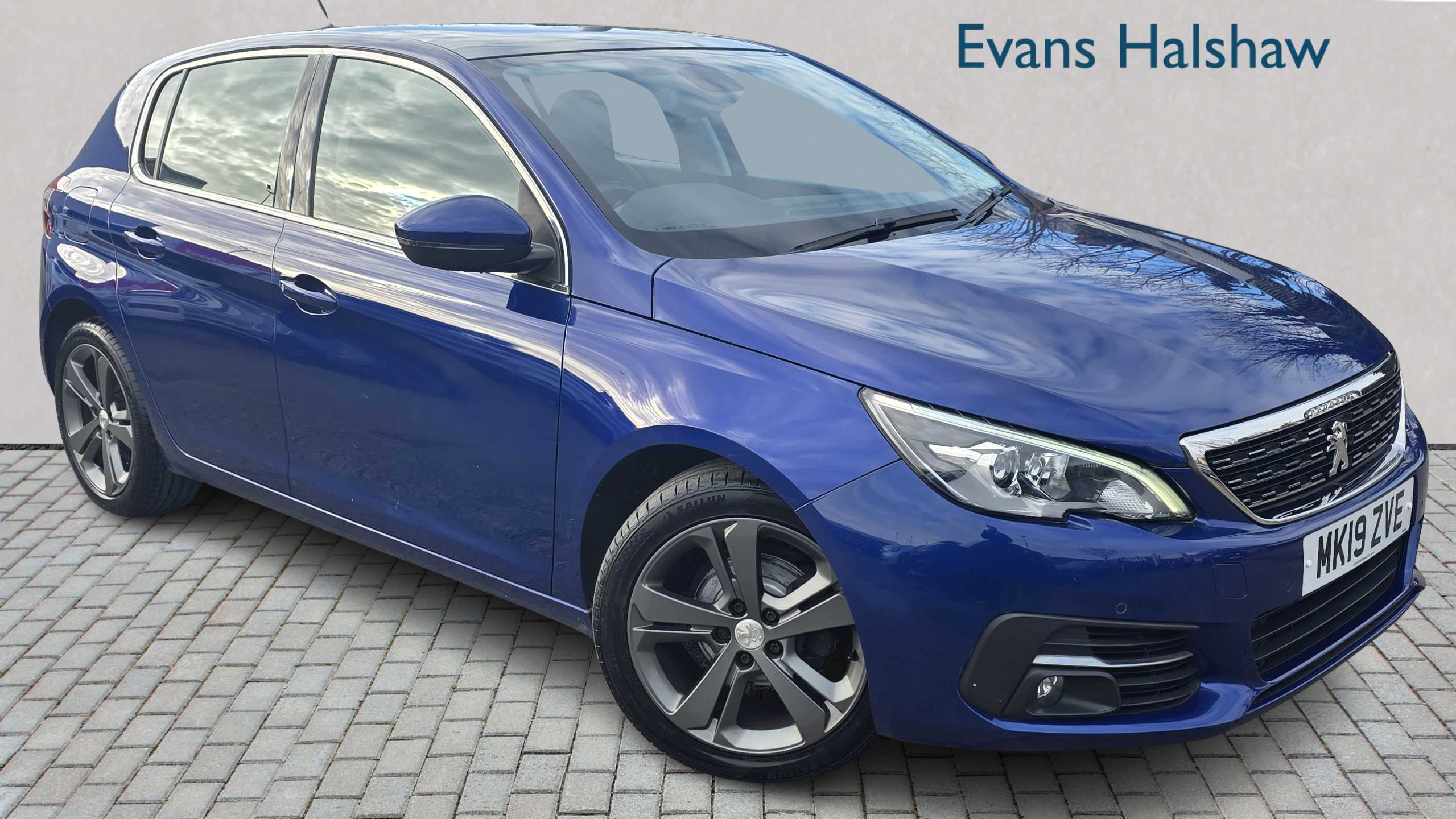 Main listing image - Peugeot 308
