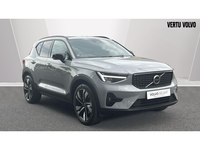 Main listing image - Volvo XC40