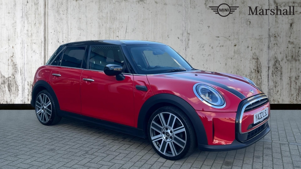 Main listing image - MINI Hatchback 5dr