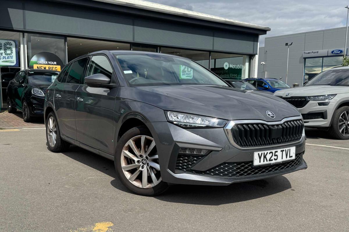 Main listing image - Skoda Scala