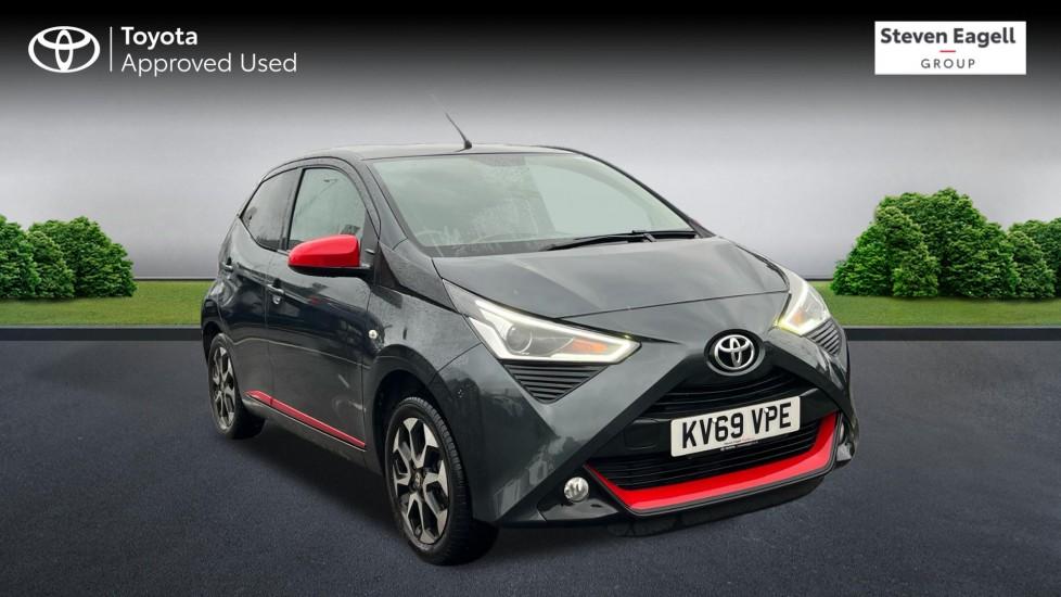 Main listing image - Toyota Aygo