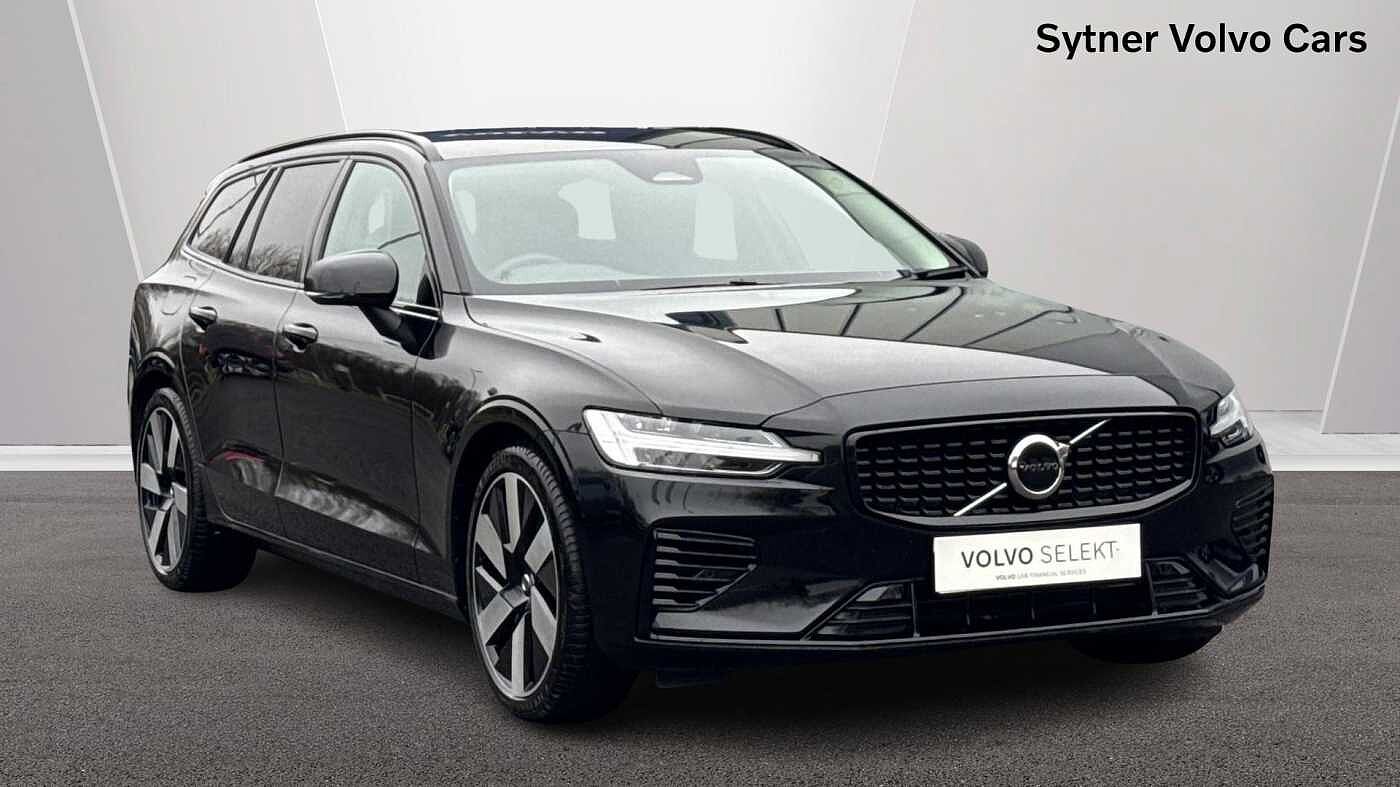 Main listing image - Volvo V60