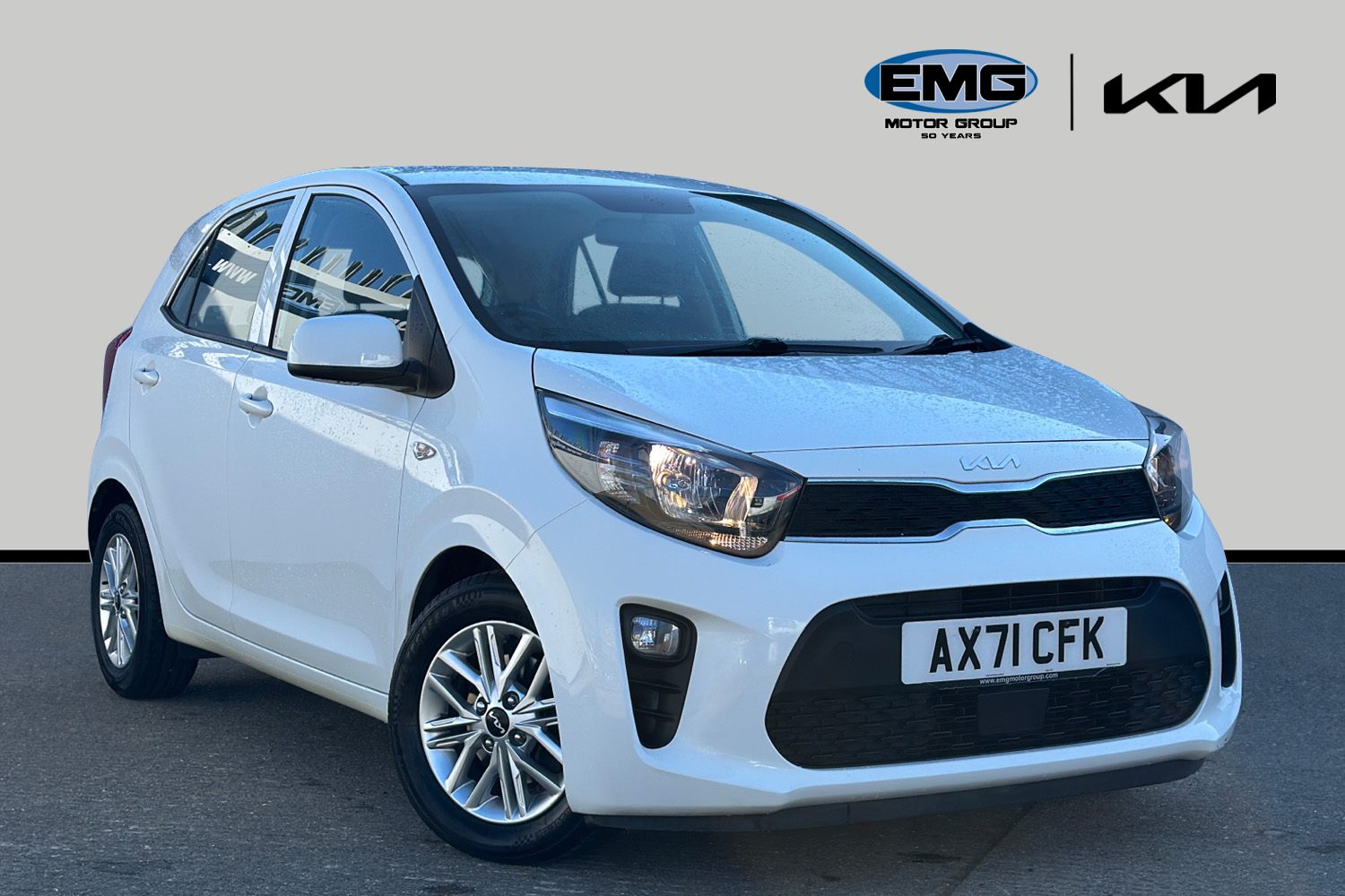 Main listing image - Kia Picanto