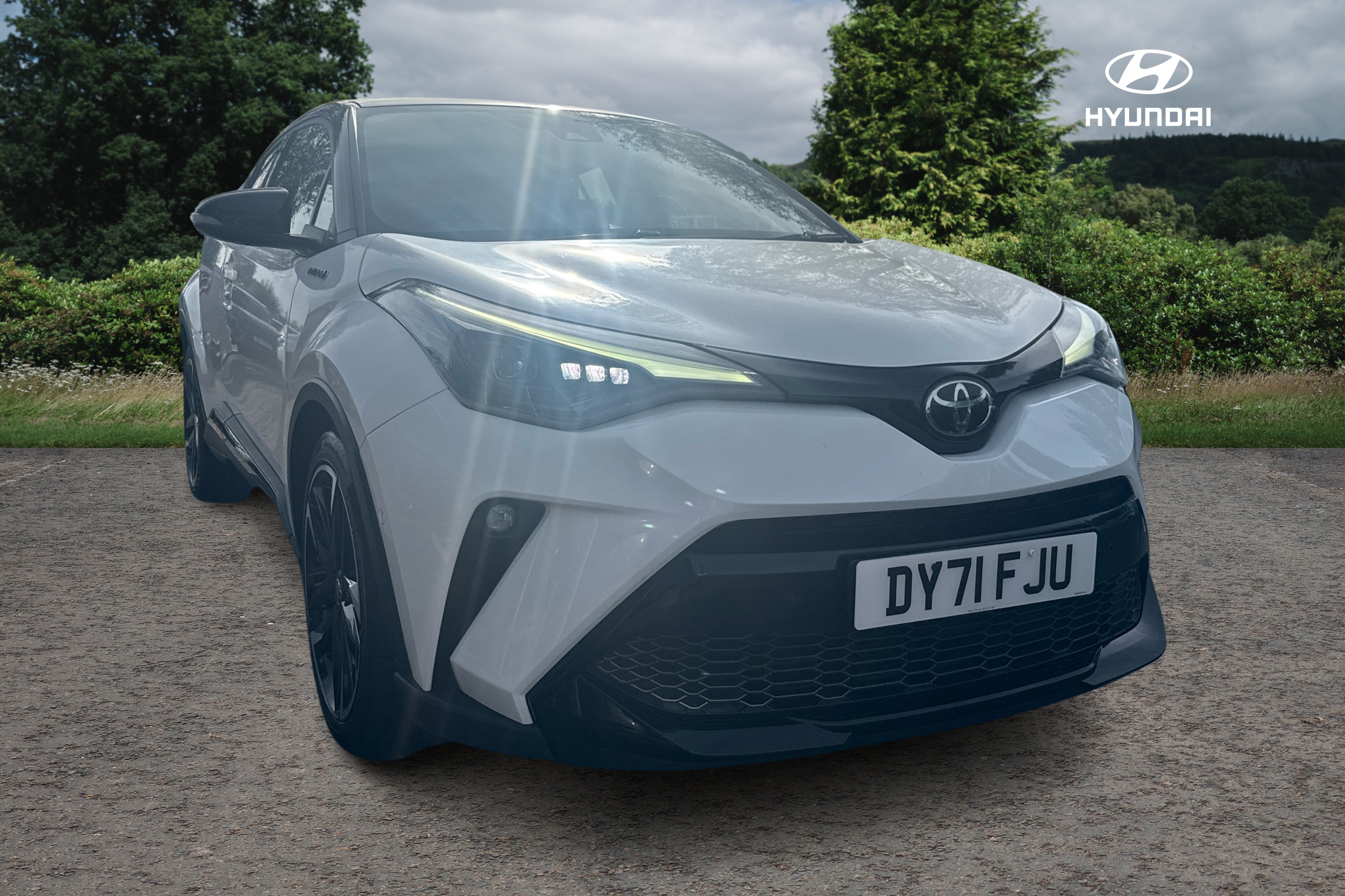 Main listing image - Toyota C-HR