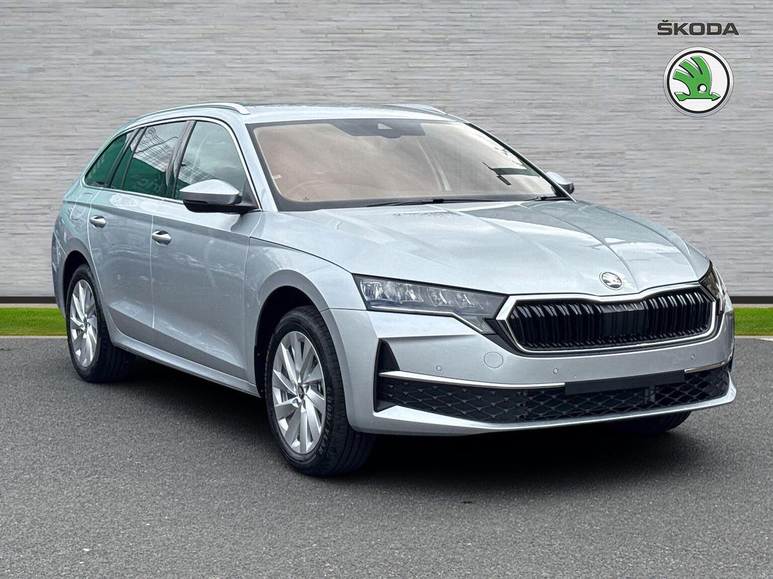 Main listing image - Skoda Octavia Estate
