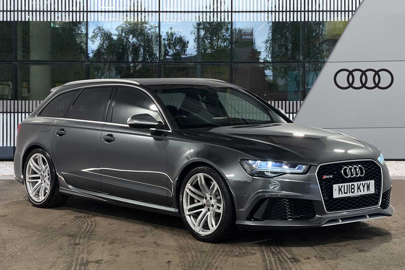 Main listing image - Audi RS6
