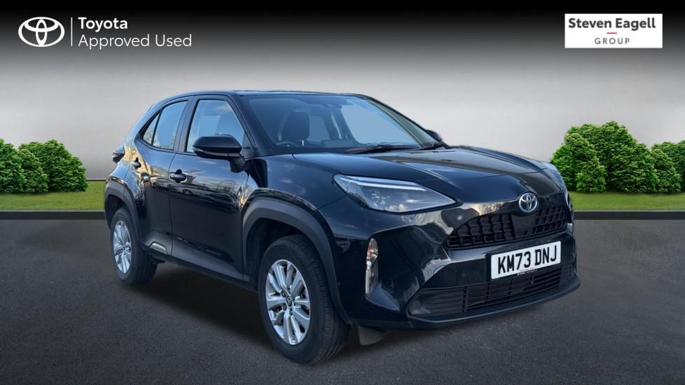 Main listing image - Toyota Yaris Cross