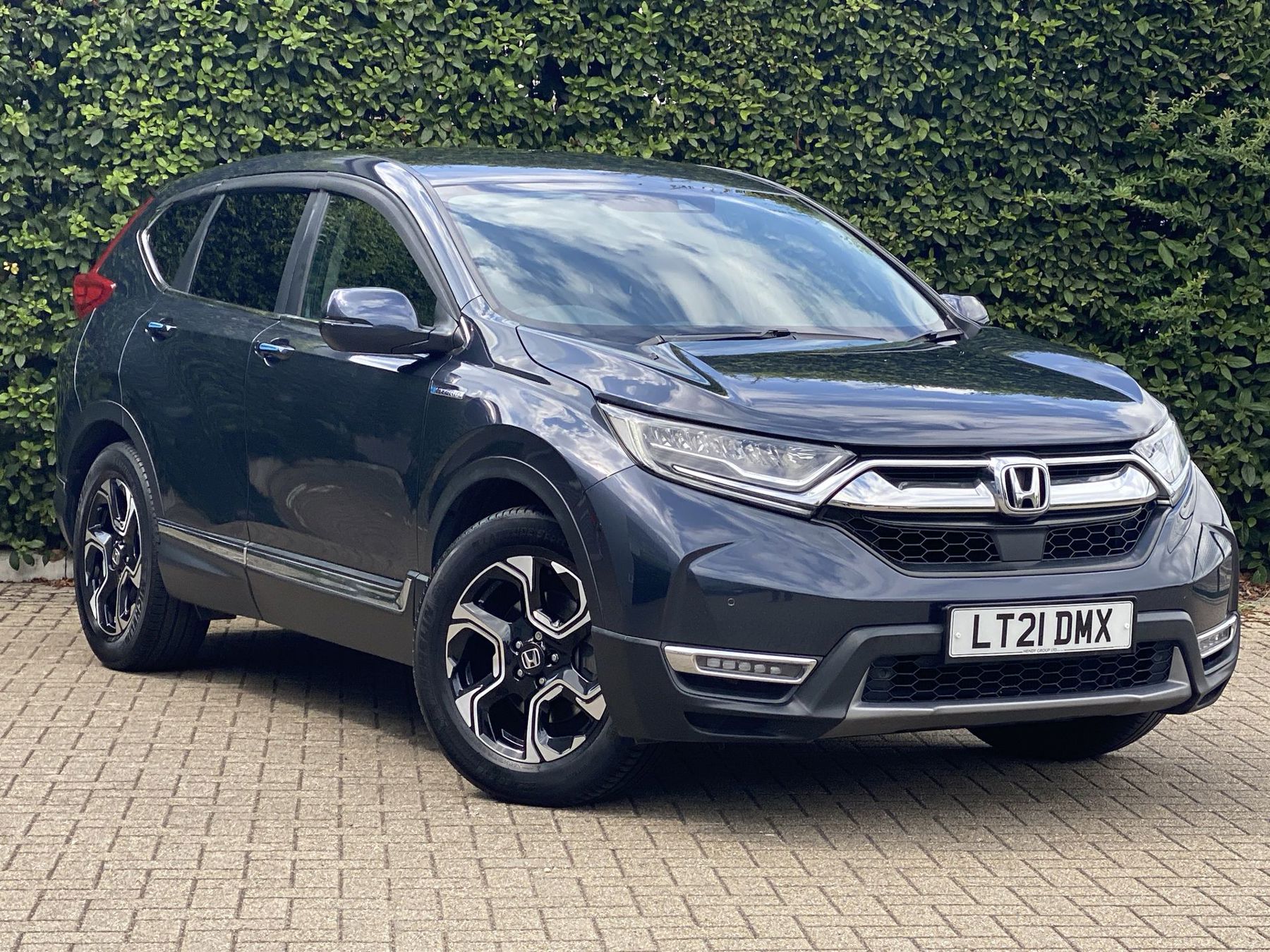 Main listing image - Honda CR-V