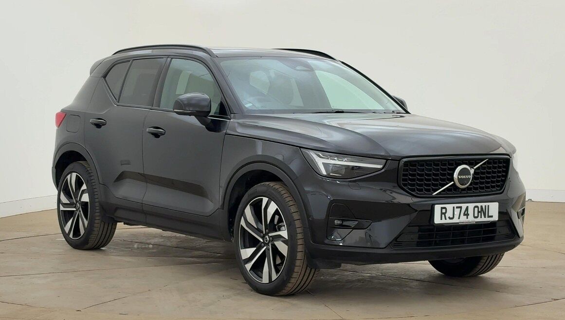 Main listing image - Volvo XC40