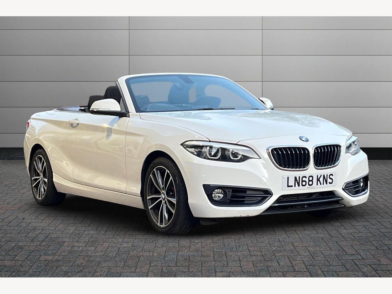 Main listing image - BMW 2 Series Convertible