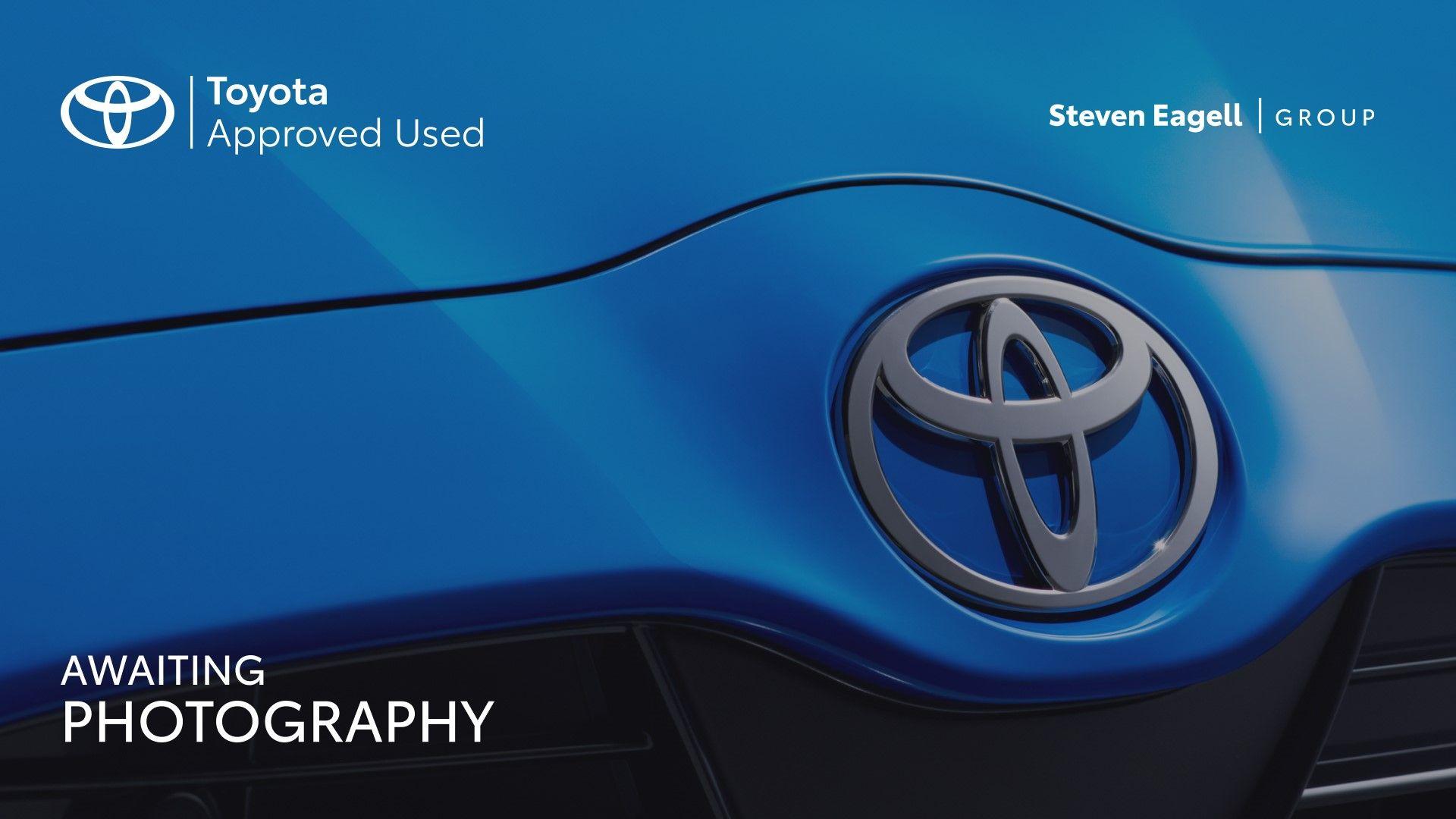 Main listing image - Toyota Verso