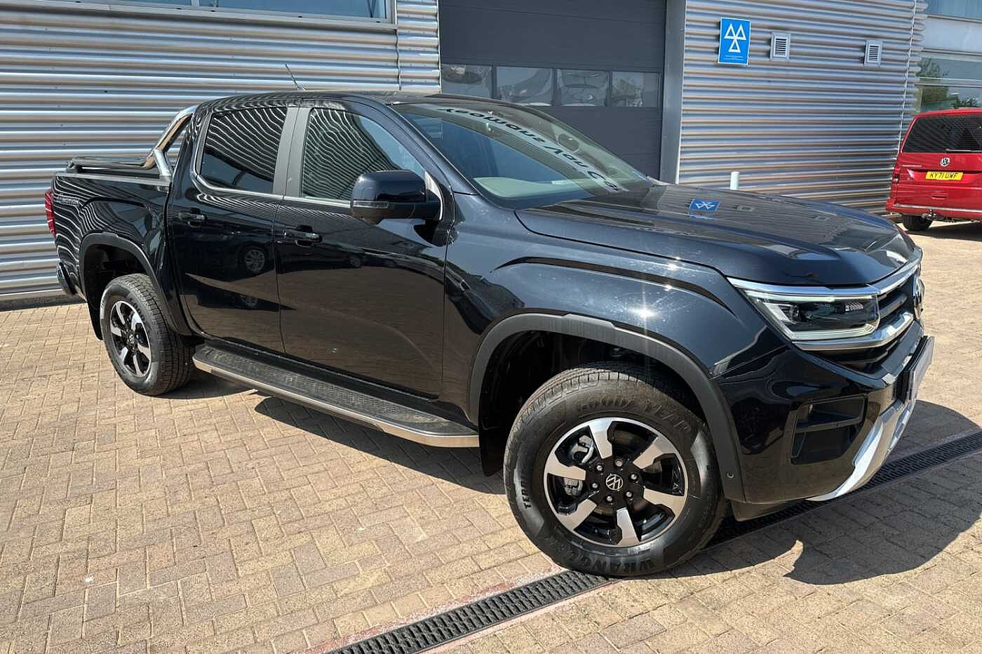 Main listing image - Volkswagen Amarok