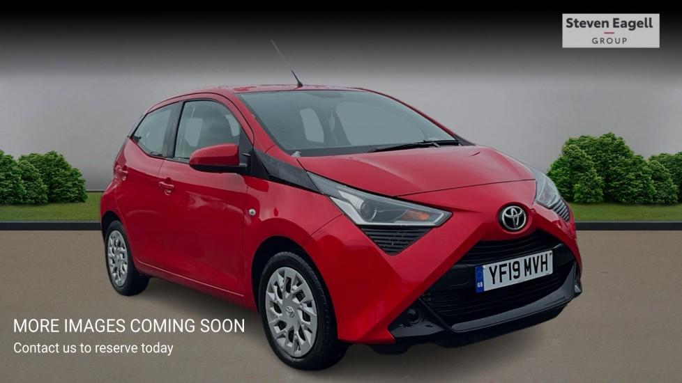 Main listing image - Toyota Aygo