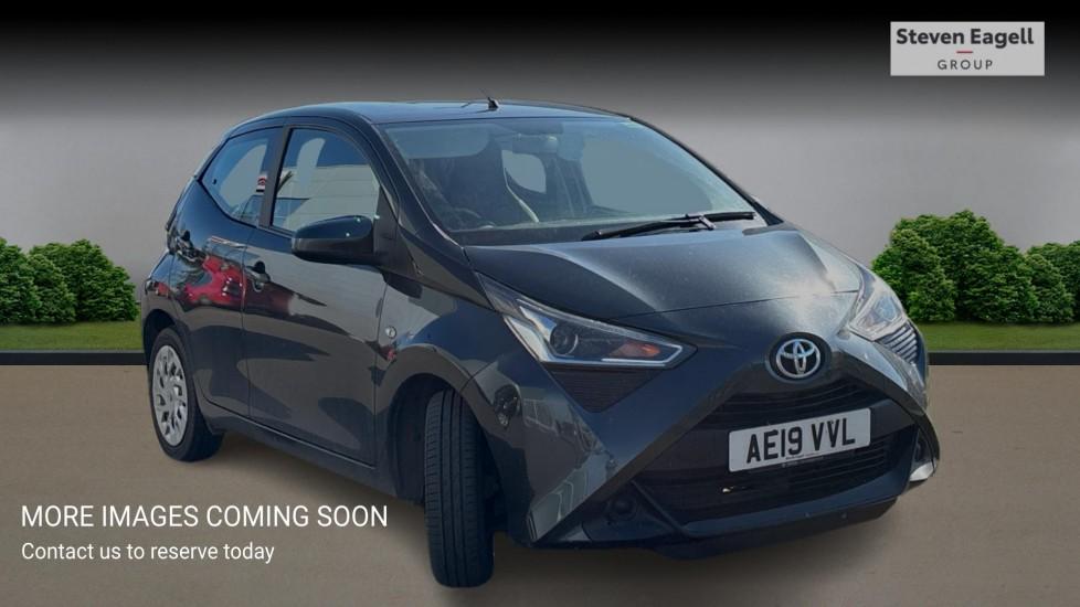 Main listing image - Toyota Aygo