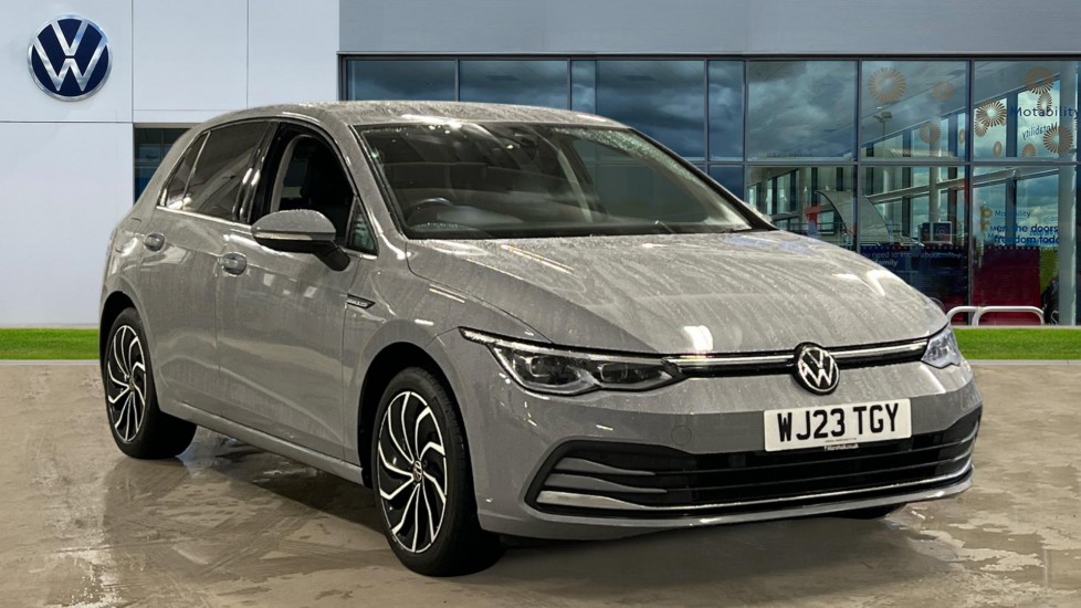 Main listing image - Volkswagen Golf