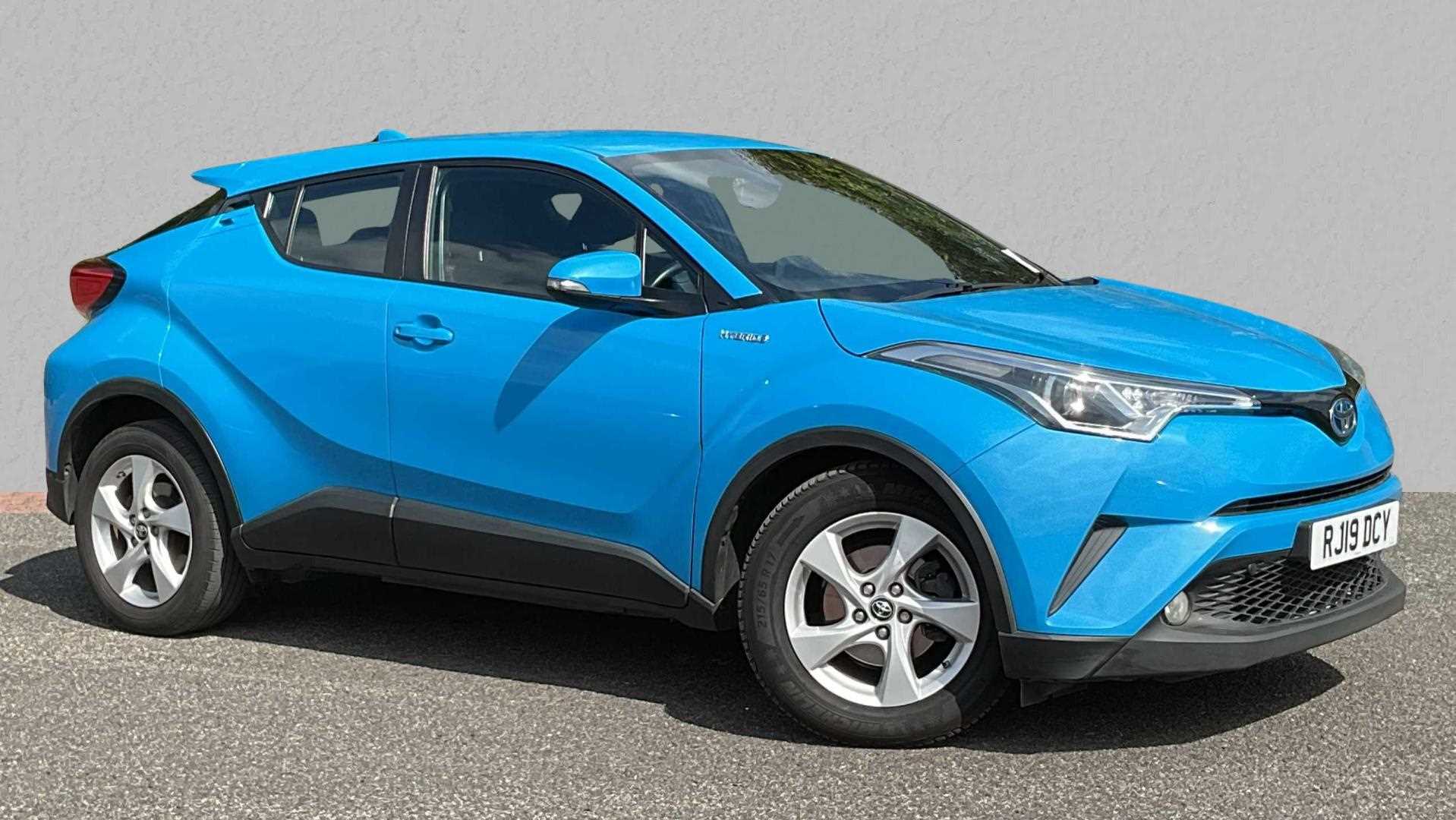 Main listing image - Toyota C-HR