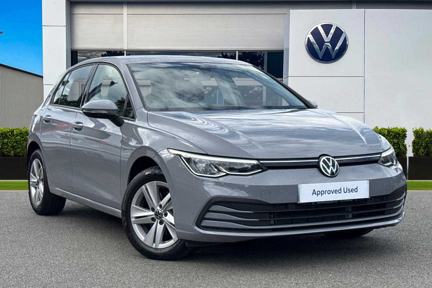 Main listing image - Volkswagen Golf